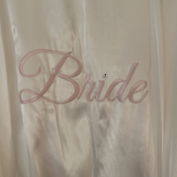 Bride Robe - Picture 2 of 3